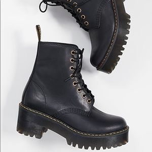 Dr Martens Shriver 8 Eye Boots